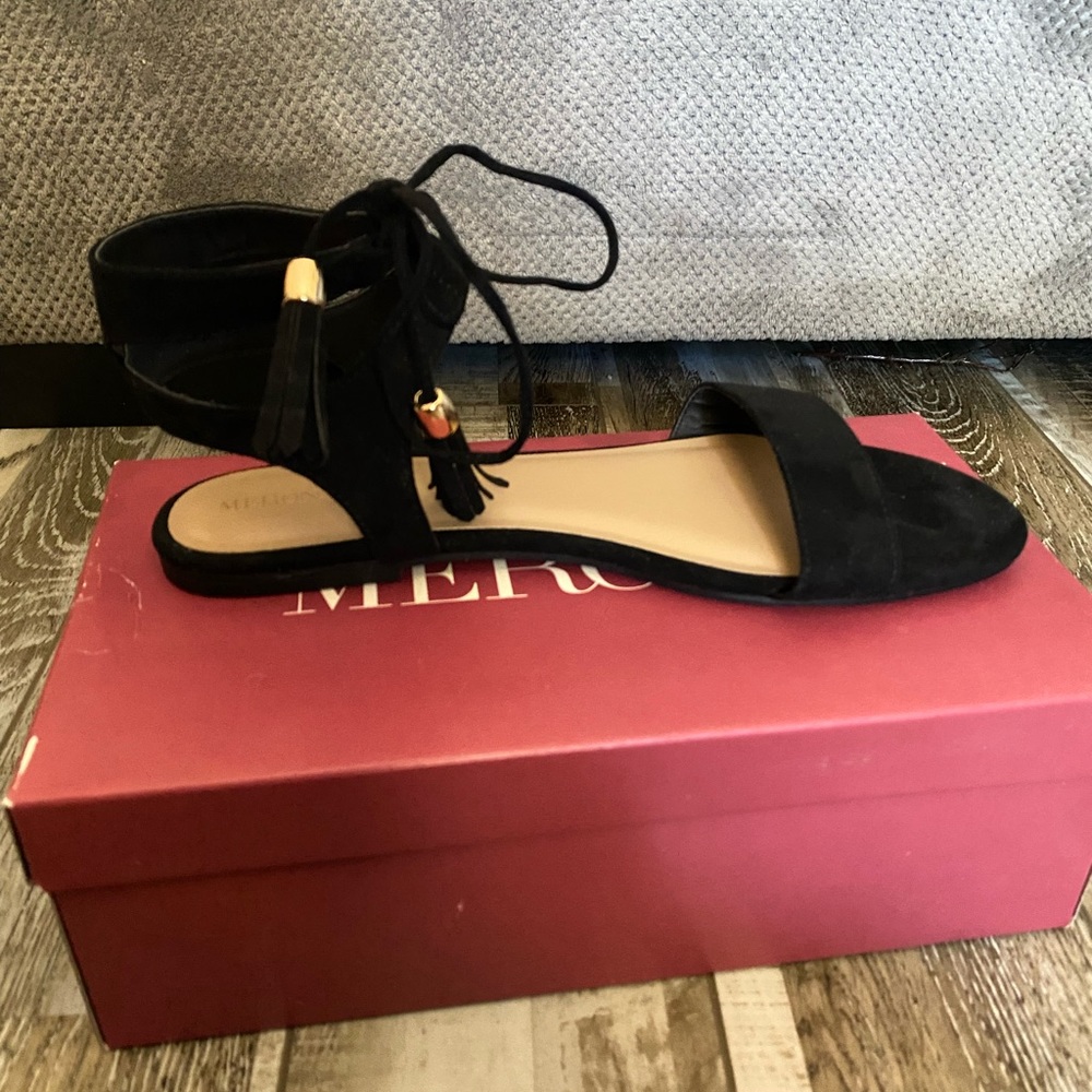 Black sandal